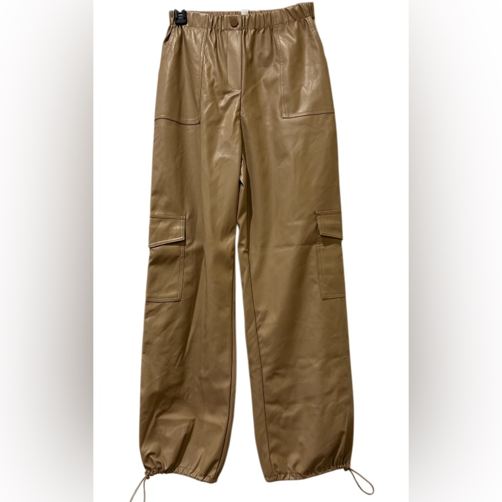 Women’s wide Leg Faux Leather cargo pants